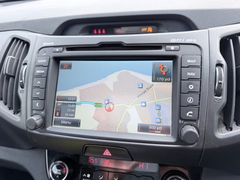 Kia Sportage 2.0 CRDI KX-3 SAT NAV 10