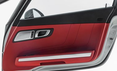 Mercedes-Benz SLS AMG 21