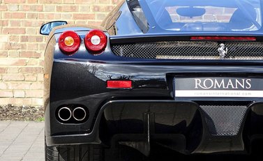Ferrari Enzo 21