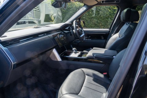 Land Rover Range Rover P460e Autobiography 9