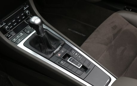 Porsche 718 Boxster - BOSE, 20" Alloys, Sport Chrono, and More 8