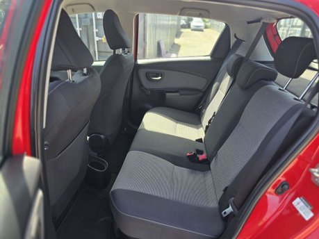 Toyota Yaris 1.5 VVT-h Icon Hatchback 5dr Petrol Hybrid E-CVT Euro 6 (101 ps) 18