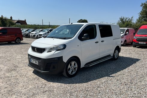 Peugeot Expert Crew Cab MWB L2H1 Low Roof Professional 3100 Air Con Alloys Sensors EURO 6 