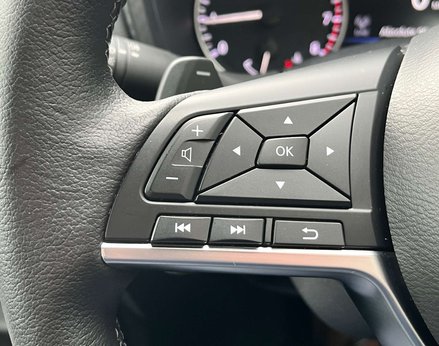 Nissan Juke 1.0 Juke N-Connecta DiG-T Semi-Auto 5dr 58