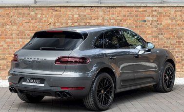 Porsche Macan GTS 7