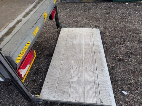 Mercedes-Benz Sprinter 2.1 316 CDI Progressive RWD L3 Euro 6 (s/s) 2dr 18