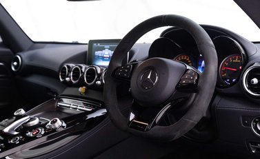 Mercedes-Benz G Series AMG GT R PREMIUM 5