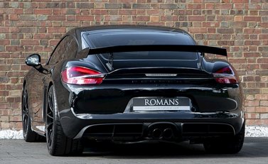 Porsche Cayman GT4 3