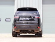 Land Rover Discovery 2023 R-DYNAMIC SE MHEV rear seat conversion deployable side steps  5