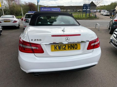 Mercedes-Benz E Class 2.1 E250 CDI BlueEfficiency Sport Cabriolet G-Tronic+ Euro 5 (s/s) 2dr 15
