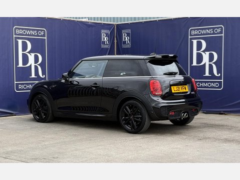 Mini Hatch 2.0 Cooper S Sport Hatchback 3dr Petrol Steptronic Euro 6 (s/s) (192 ps) 7