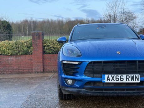 Porsche Macan 2.0 Macan Semi-Auto 4WD 5dr 2