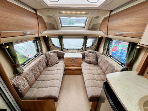 Swift Challenger 570 12