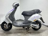 Piaggio Zip 2010 2 STROKE PROJECT SCOOTER SPARES OR REPAIR 50CC 4
