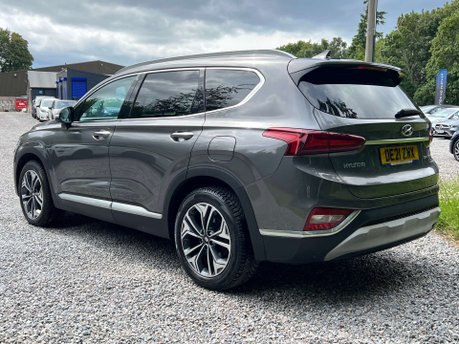 Hyundai SANTA FE 2.2 Santa Fe Premium SE CRDi Auto 4WD 5dr 9