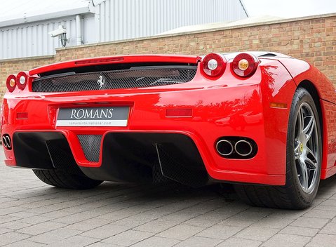 Ferrari Enzo 27