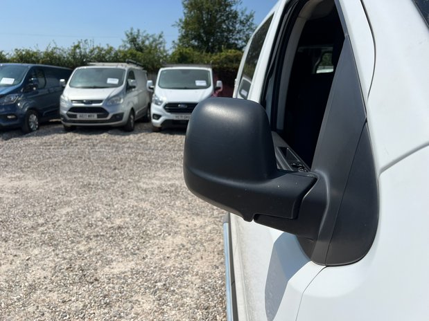 Peugeot Expert Crew Cab (SOLD) MWB L2H1 Low Roof Professional 3100 Air Con Alloys Sensors 16