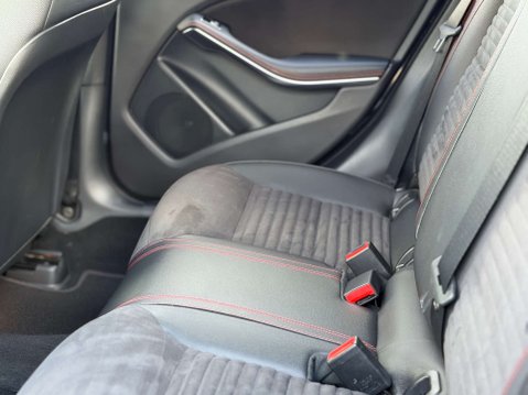 Mercedes-Benz A Class 2.1 A 200 D AMG Line Executive Auto 5dr 52