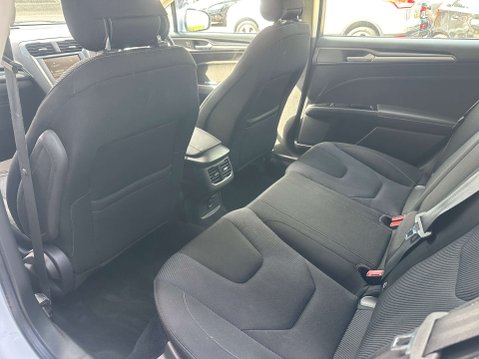 Ford Mondeo 2.0 Mondeo Titanium TDCi 5dr 24