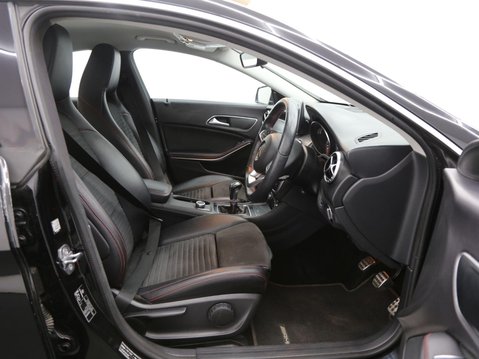 Mercedes-Benz CLA Class 1.6 CLA180 AMG Line Edition Coupe Euro 6 (s/s) 4dr 21