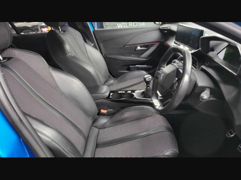 Peugeot 208 PURETECH GT S/S 16