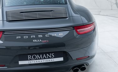 Porsche 911 50th Anniversary Edition 33