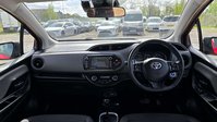 Toyota Yaris 1.5 VVT-h Icon Tech Hatchback 5dr Petrol Hybrid E-CVT Euro 6 (s/s) (100 ps) 14