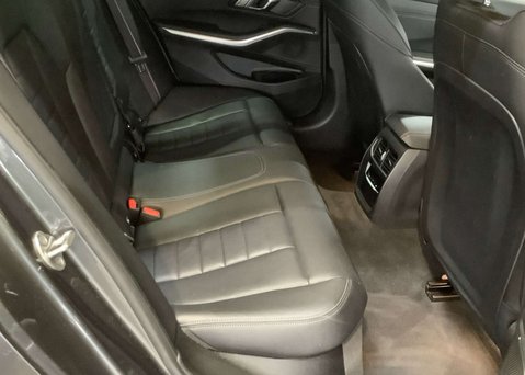 BMW 3 Series 2.0 330e 12kWh M Sport Saloon 4dr Petrol Plug-in Hybrid Auto Euro 6 (s/s) ( 10