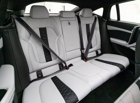 BMW X6 M Competition 11