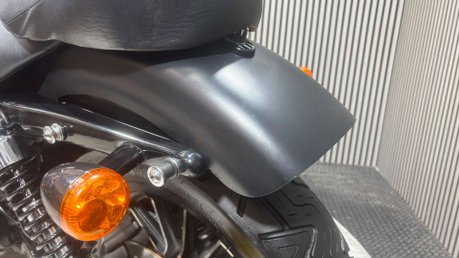Harley-Davidson Sportster 883 XL883N IRON 2015 20K NEW MOT SERVICED CRUISER BIKE 46