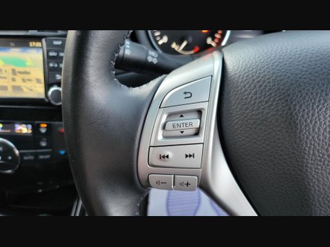 Nissan Pulsar TEKNA DIG-T 20