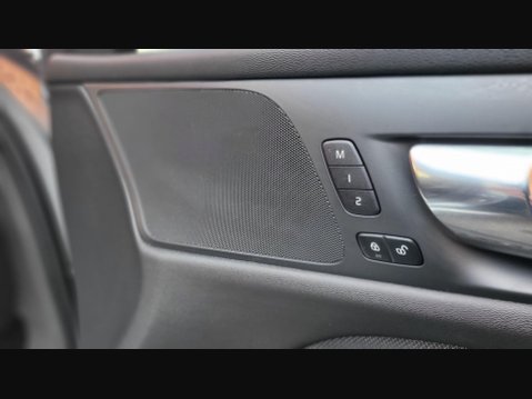 Volvo V60 T4 R-DESIGN PLUS 21