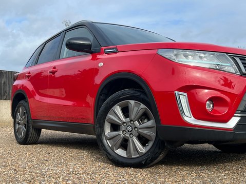 Suzuki Vitara SZ-T 14