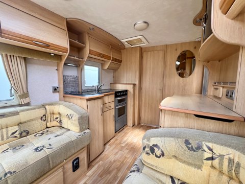 Coachman Pastiche 460 19