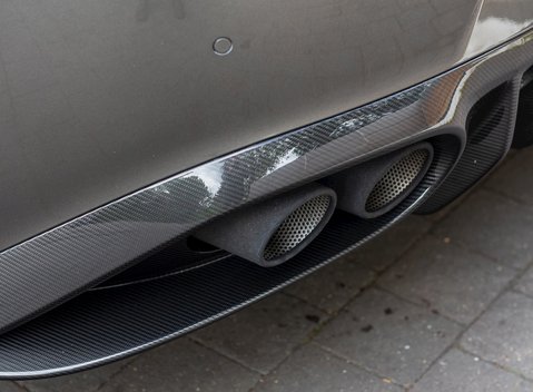 Aston Martin Vanquish S 28