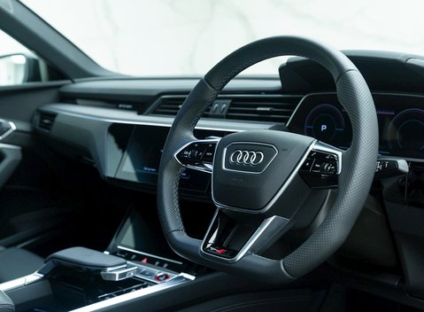 Audi E-Tron S Sportback 9