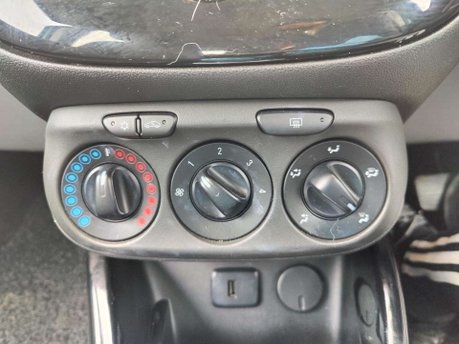 Vauxhall Corsa 1.4i SE Auto Euro 6 5dr 32