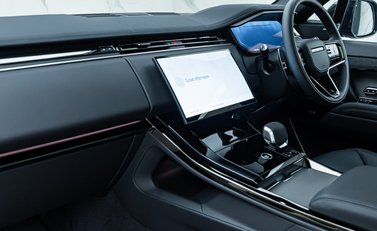 Land Rover Range Rover Sport D250 Edition 19