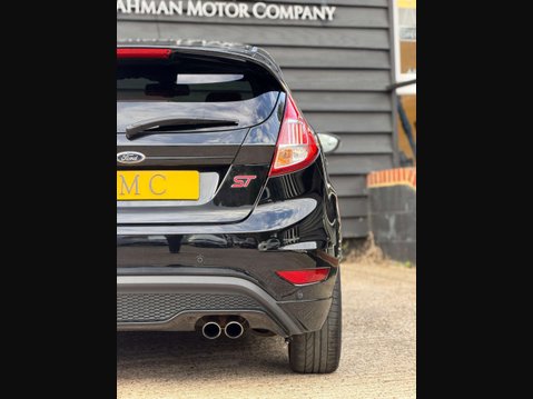 Ford Fiesta 1.6T EcoBoost ST-3 Hatchback 3dr Petrol Manual Euro 6 (182 ps) 28