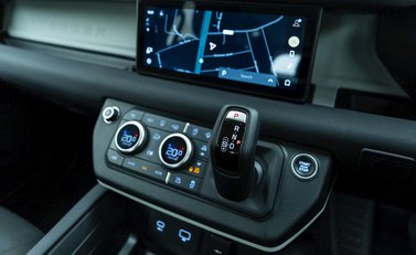 Land Rover Defender 110 D200 18