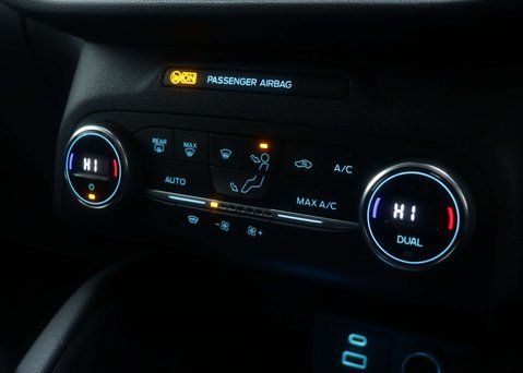 Ford Kuga 1.5 Kuga Titanium First Edition 5dr 29