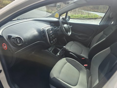 Renault Captur EXPRESSION PLUS ENERGY DCI S/S 9