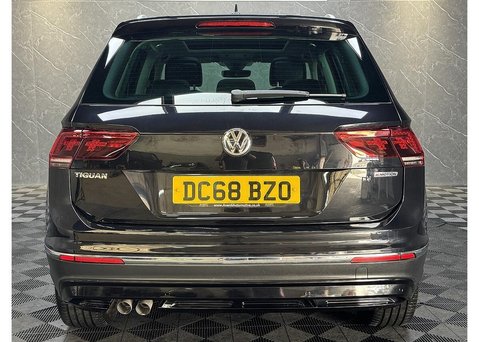 Volkswagen Tiguan 2.0 TDI SEL SUV 5dr Diesel DSG 4Motion Euro 6 (s/s) (150 ps) 7