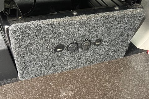 Volkswagen Transporter T30 TDI P/V HIGHLINE BMT DSG 6 SEAT KOMBI CONVERSION -NO VAT 27