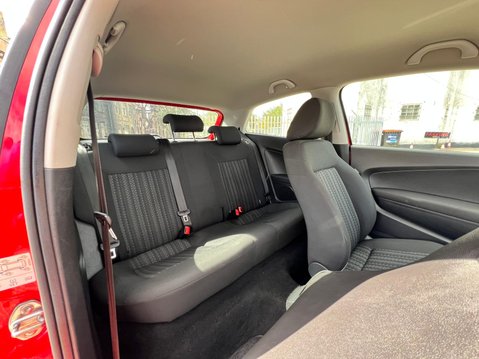 Volkswagen Polo S 38