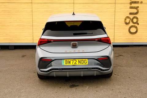 Cupra Born V2 7