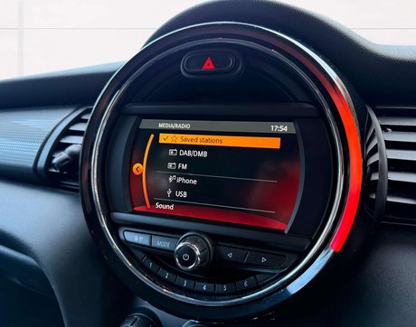 Mini Hatch 1.5 Cooper Classic Auto 5dr 20