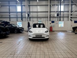 Tesla Model Y (Dual Motor) Long Range SUV 5dr Electric Auto 4WDE (384 bhp)