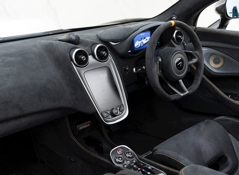 McLaren 600 Spider 15