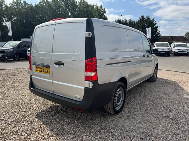 Mercedes-Benz Vito AUTO LWB L2H1 Low Roof Progressive 114 Camera EURO 6 6